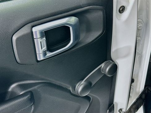 Used 2022 Jeep Wrangler Unlimited Willys image 22