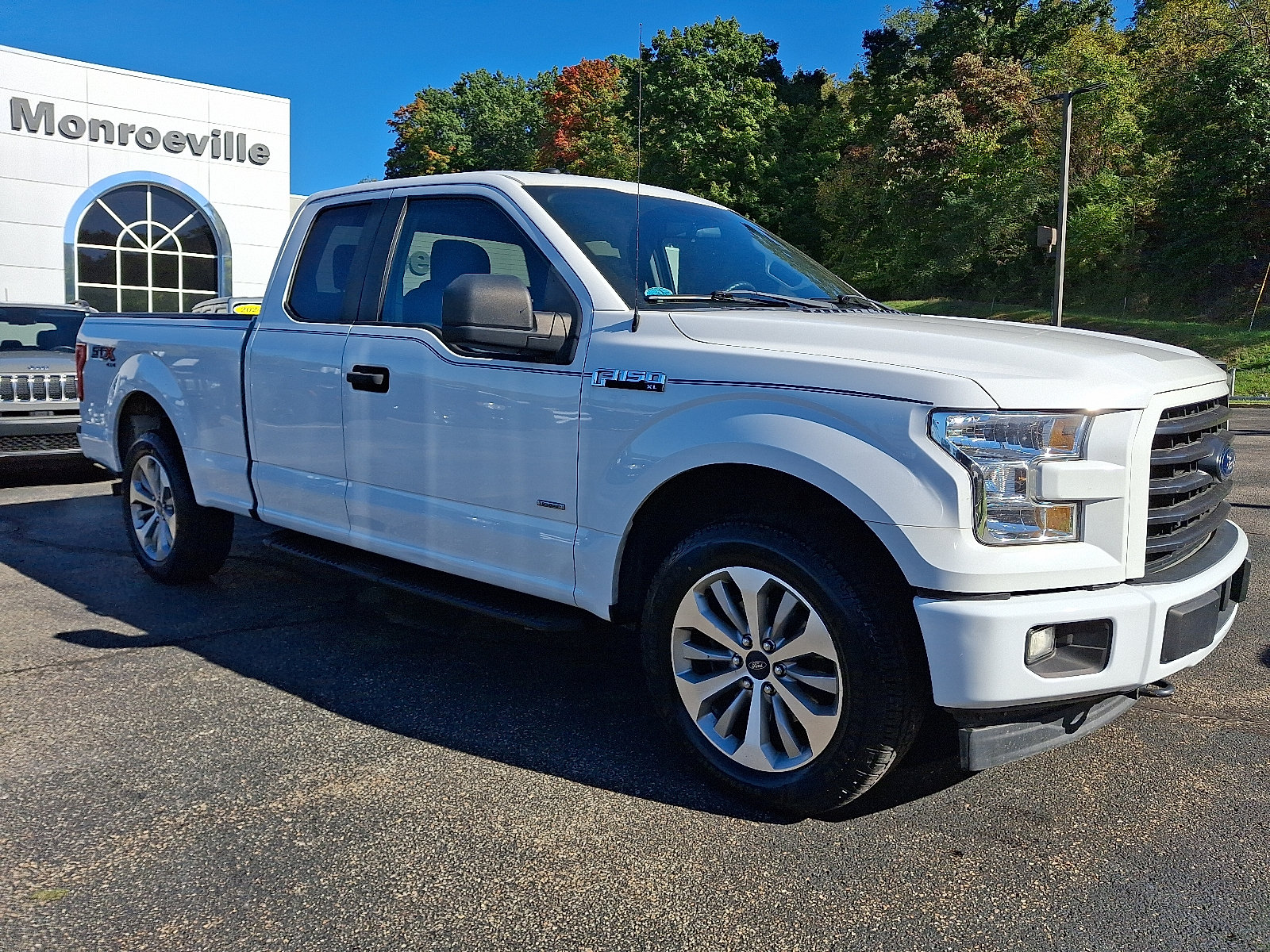 Used 2017 Ford F150 XL w/ Equipment Group 101A Mid AWD/4WD image 3