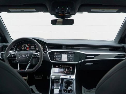 Used 2025 Audi RS 6 performance image 21