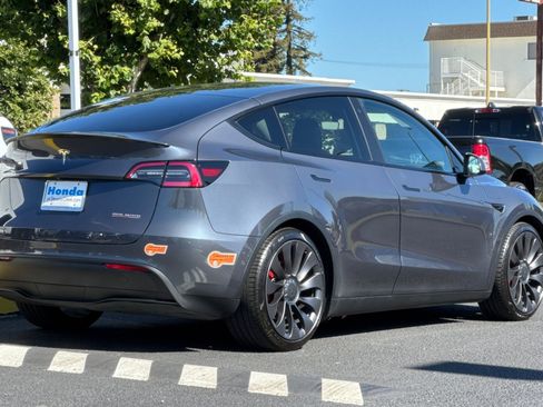 Used 2020 Tesla Model Y Performance AWD/4WD image 9