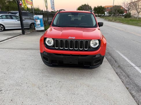 Used 2016 Jeep Renegade Sport w/ Power & Air Group FWD image 4