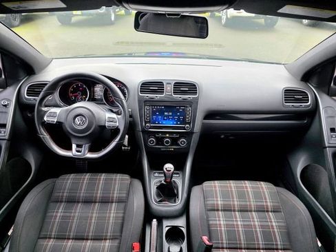 Used 2013 Volkswagen GTI 2-Door image 9