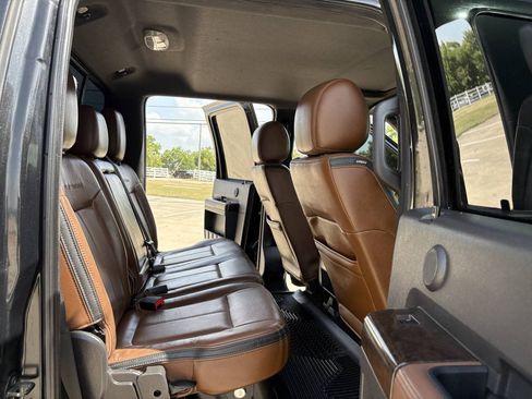 Used 2015 Ford F250 Platinum w/ FX4 Off-Road Package AWD/4WD image 8