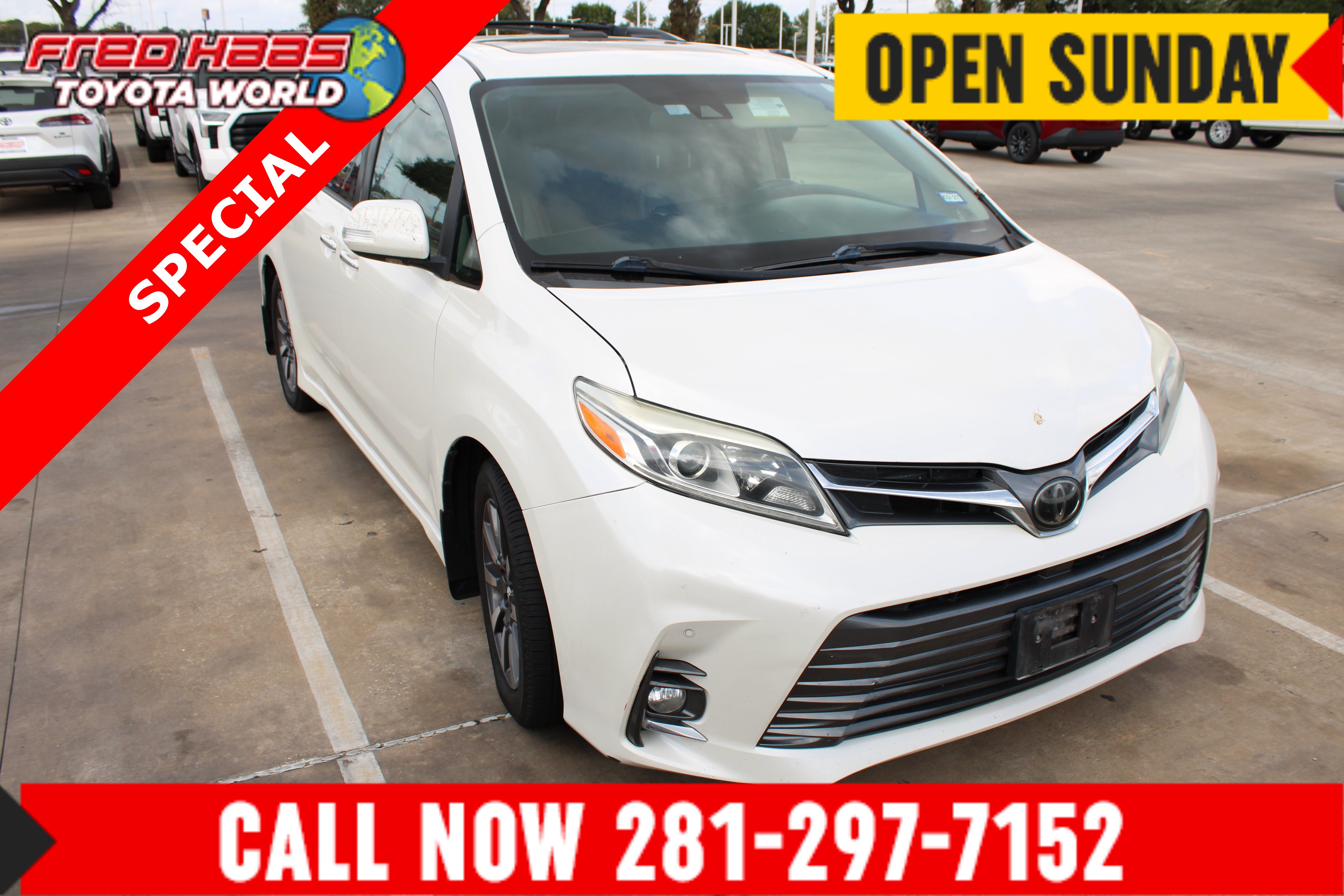 Used 2018 Toyota Sienna Limited FWD image 1