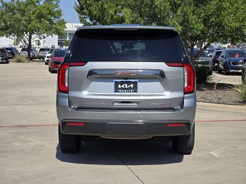 Used 2023 GMC Yukon XL AT4 w/ AT4 Premium Package AWD/4WD image 13