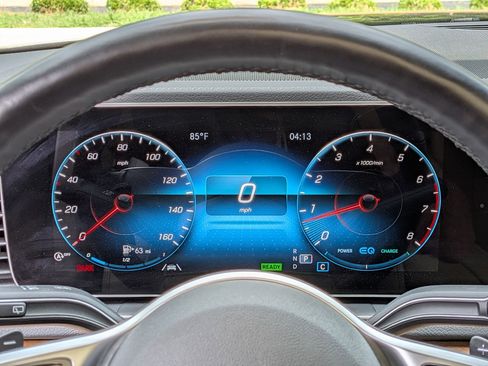 Used 2023 Mercedes-Benz GLS 450 4MATIC w/ AMG Line Exterior image 16