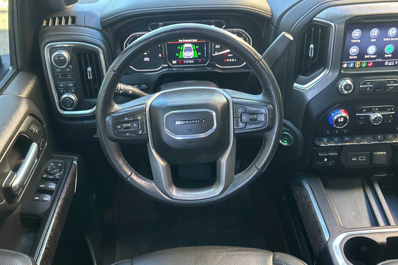 Used 2021 GMC Sierra 2500 Denali w/ Denali Ultimate Package AWD/4WD image 16