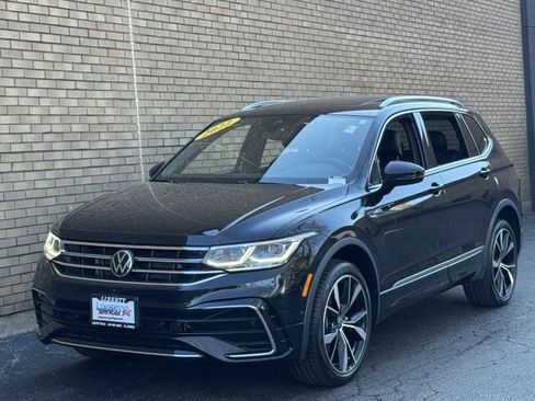 Used 2022 Volkswagen Tiguan SEL R-Line image 39