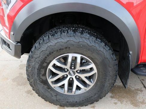 Used 2018 Ford F150 Raptor w/ Equipment Group 801A Mid image 30