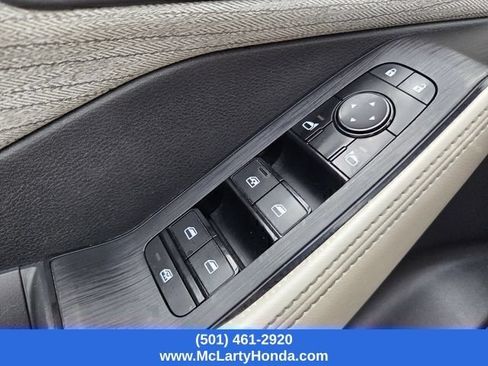Used 2023 Nissan Rogue SV FWD image 29
