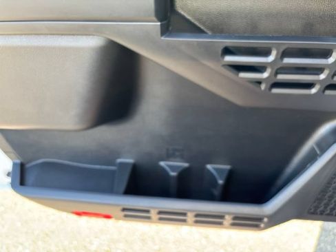 Used 2025 Toyota Tacoma SR RWD image 15
