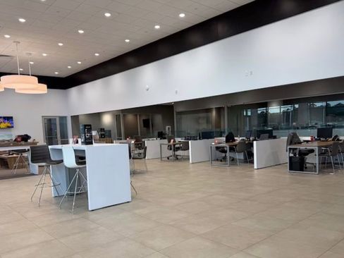 Used 2024 Nissan Armada SL w/ Captain's Chairs Package image 45