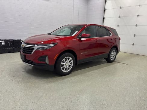 Used 2023 Chevrolet Equinox LT AWD/4WD image 8