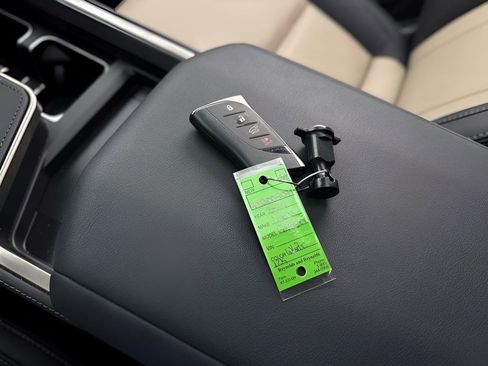 Used 2024 Lexus GX 550 image 29