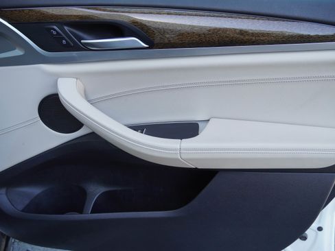 Used 2019 BMW X3 xDrive30i w/ Executive Package AWD/4WD image 34