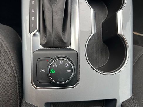 Used 2021 Chevrolet Blazer LT image 32