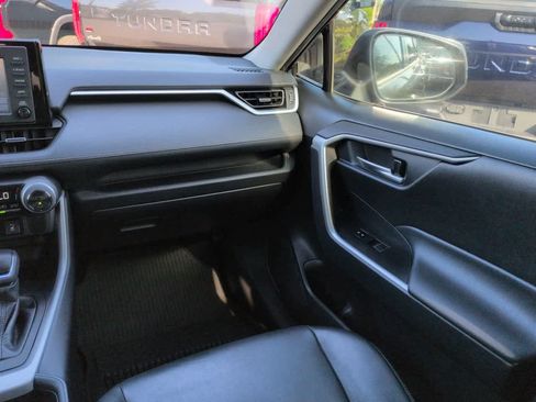 Certified 2019 Toyota RAV4 XLE Premium w/ Cold Weather Package AWD/4WD image 16