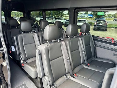 New 2025 Mercedes-Benz Sprinter 2500 image 13