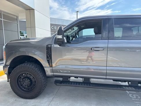 Used 2023 Ford F250 XLT w/ Black Appearance Package AWD/4WD image 14