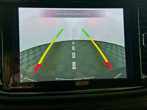 Used 2025 Dodge Durango GT AWD/4WD image 23