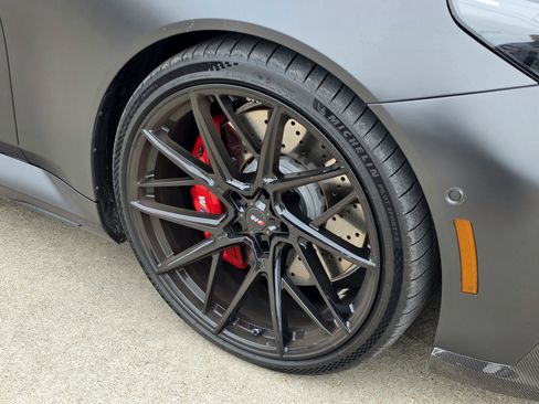Used 2026 BMW M5 w/ Carbon Package AWD/4WD image 5