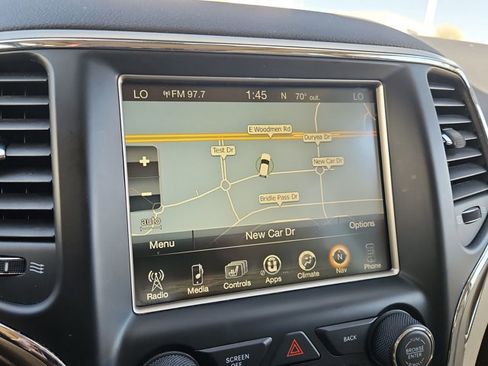 Used 2016 Jeep Grand Cherokee Limited AWD/4WD image 13