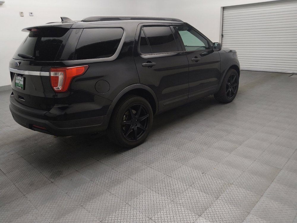 Used 2018 Ford Explorer FWD image 10
