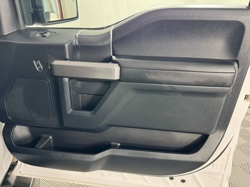 Used 2020 Ford F150 XLT w/ Equipment Group 302A Luxury image 28