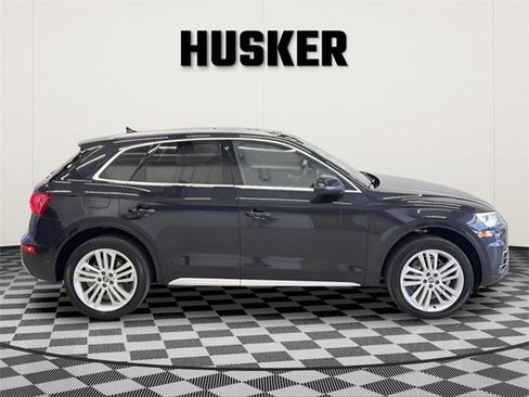 Used 2018 Audi Q5 2.0T Premium Plus w/ Premium Plus Package image 2