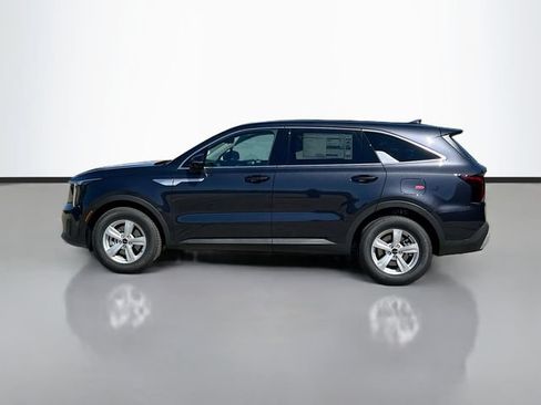 New 2026 Kia Sorento LX FWD image 4
