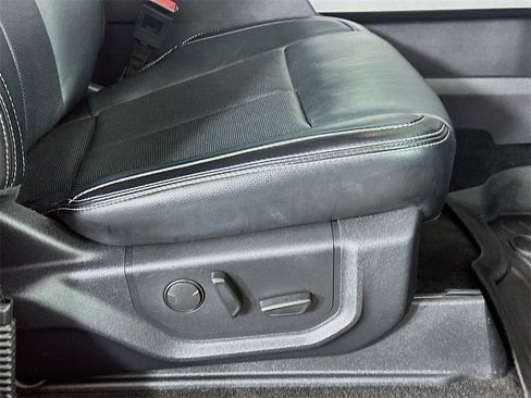 Used 2019 Ford F150 Lariat w/ Equipment Group 502A Luxury image 23