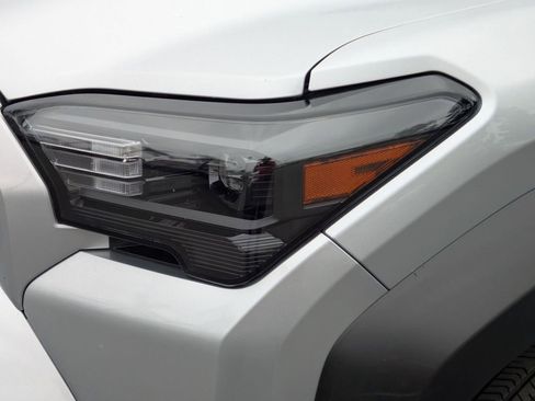 Used 2025 Toyota 4Runner SR5 image 11