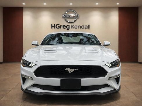 Used 2020 Ford Mustang Coupe w/ Equipment Group 101A RWD image 5