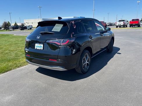 Certified 2024 Honda HR-V EX-L image 3