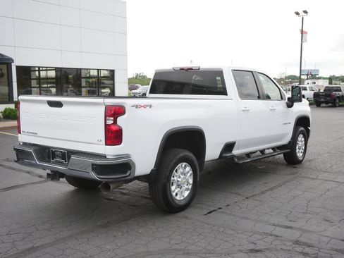 Used 2022 Chevrolet Silverado 3500 LT w/ Convenience Package AWD/4WD image 11