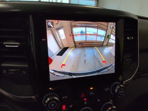 New 2026 RAM 1500 4x4 Crew Cab image 20