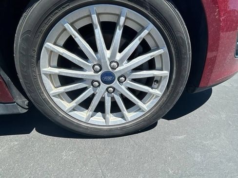Used 2015 Ford C-MAX Energi SEL w/ Equipment Group 301A FWD image 10