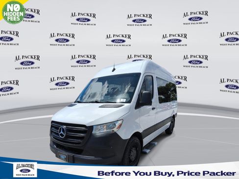 Used 2019 Mercedes-Benz Sprinter 2500 image 1