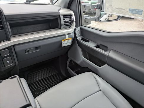 New 2026 Ford F350 XL w/ XL Chrome Package AWD/4WD image 16