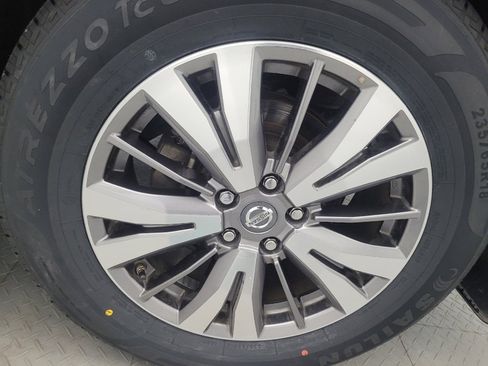 Used 2018 Nissan Pathfinder S FWD image 31