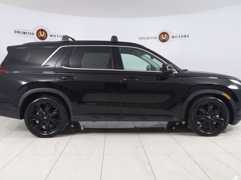 Used 2023 Hyundai Palisade XRT FWD image 2