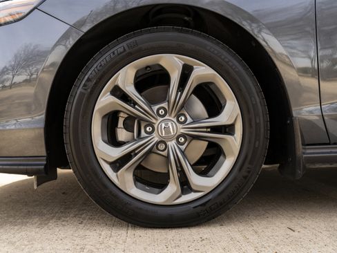 Used 2024 Honda Accord EX image 14