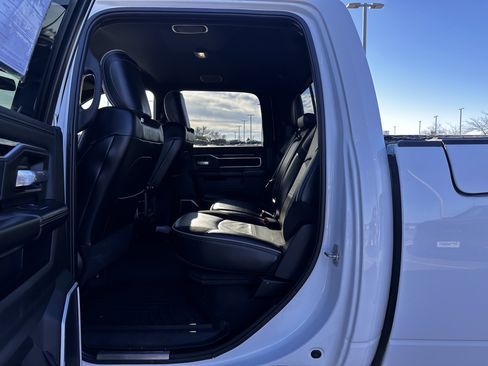 Used 2021 RAM 2500 Laramie w/ Night Edition image 19