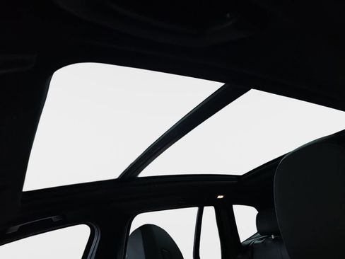 Used 2018 BMW X3 M40i w/ Premium Package image 32