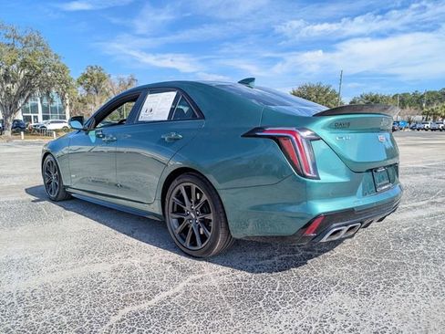 Used 2025 Cadillac CT4 V image 9