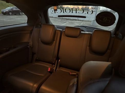 Used 2024 Honda Odyssey Sport image 12