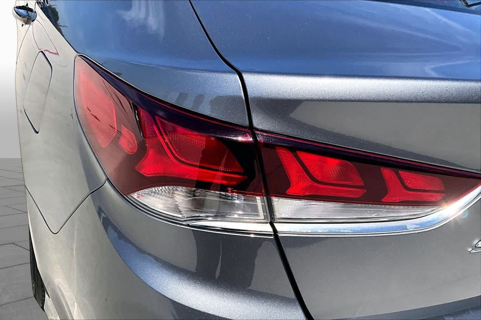 Used 2018 Hyundai Sonata Sport FWD image 26