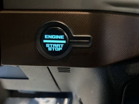 Used 2023 Ford Bronco Outer Banks image 28