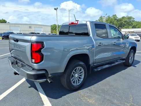 Used 2025 Chevrolet Colorado LT w/ LT Convenience Package RWD image 3