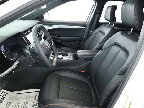 Used 2024 Jeep Wagoneer Launch Edition image 19